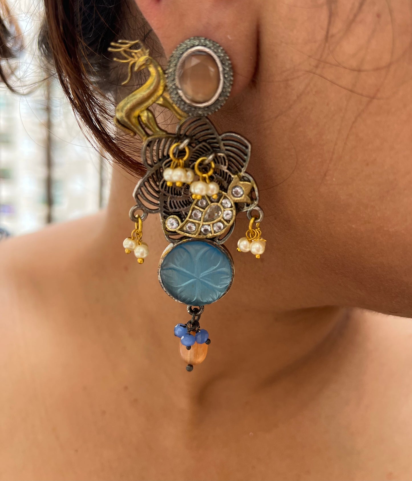 Mridula Silver earring