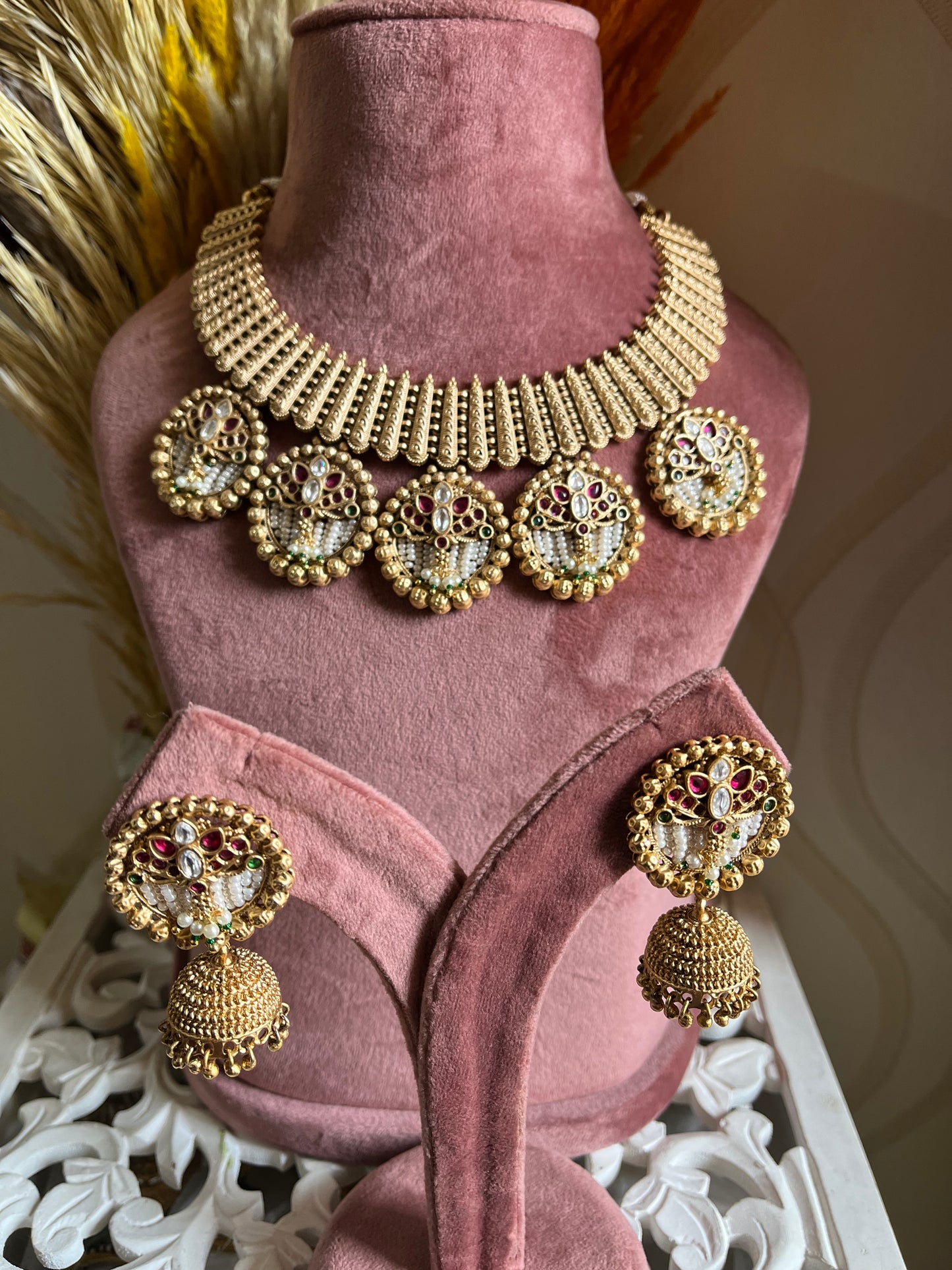 Neemisa Neckpiece Set