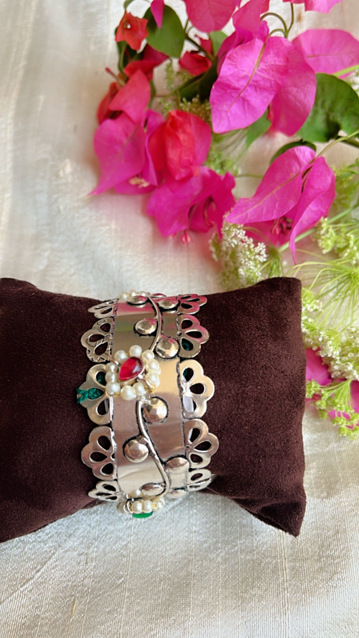 Raman Silver Handcuff