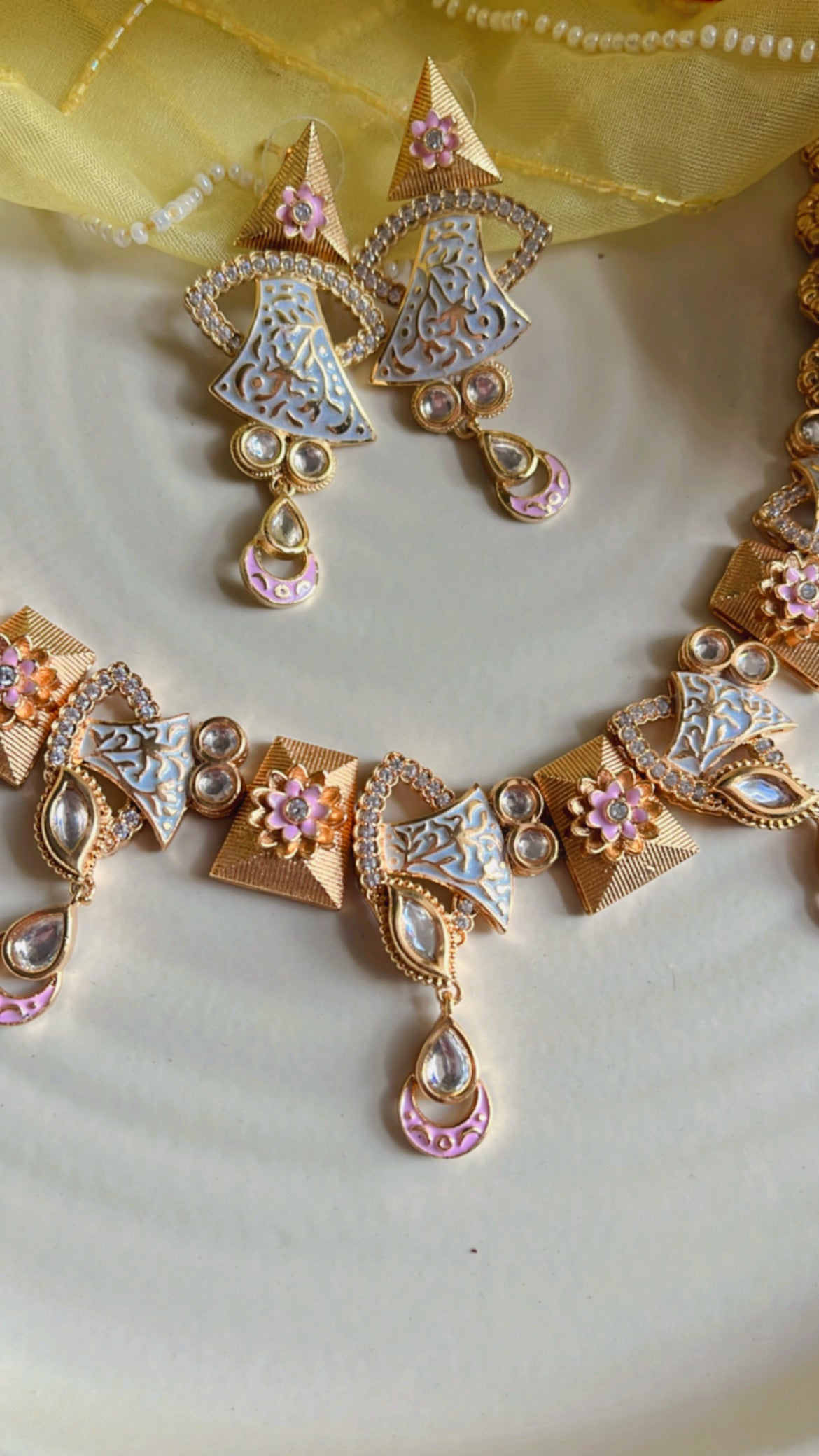 Kiyanshi Neckpiece Set