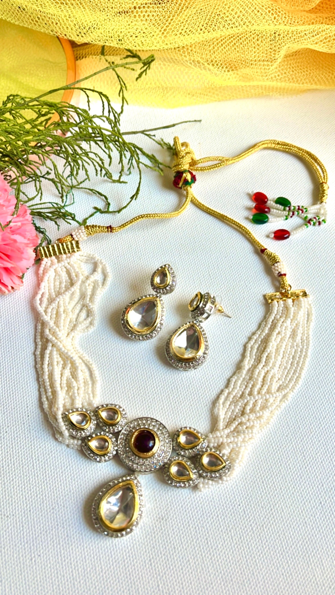 Jovika Necklace Set