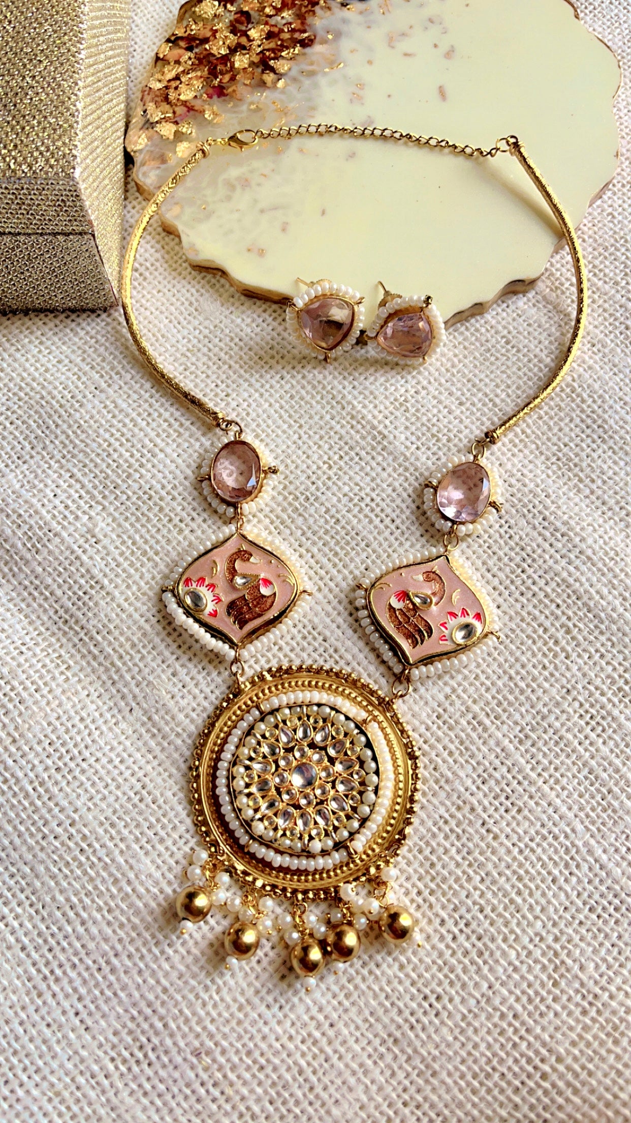 Pink Gaurika Neckpiece Set
