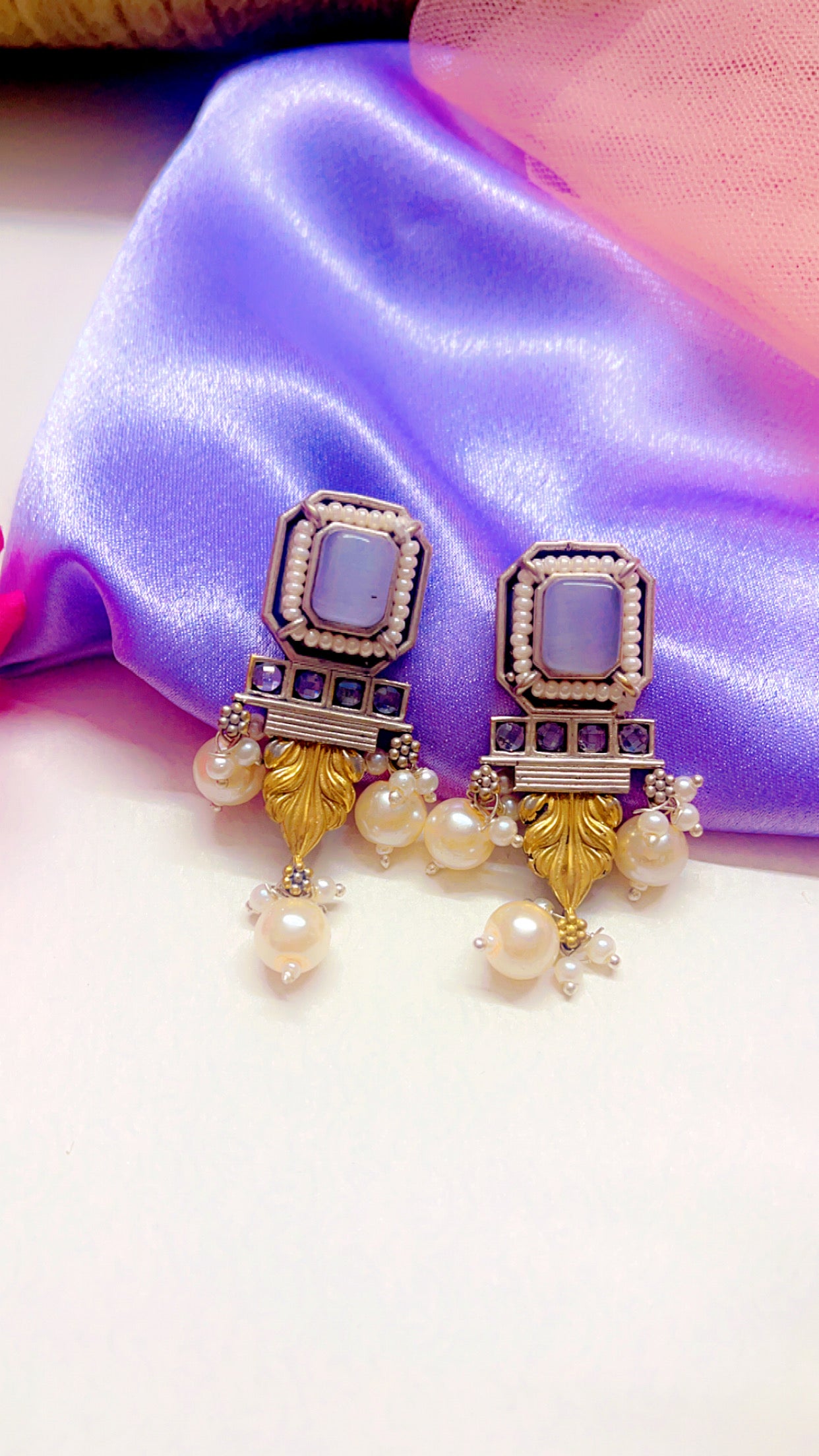 White Yuvika Silver Earring