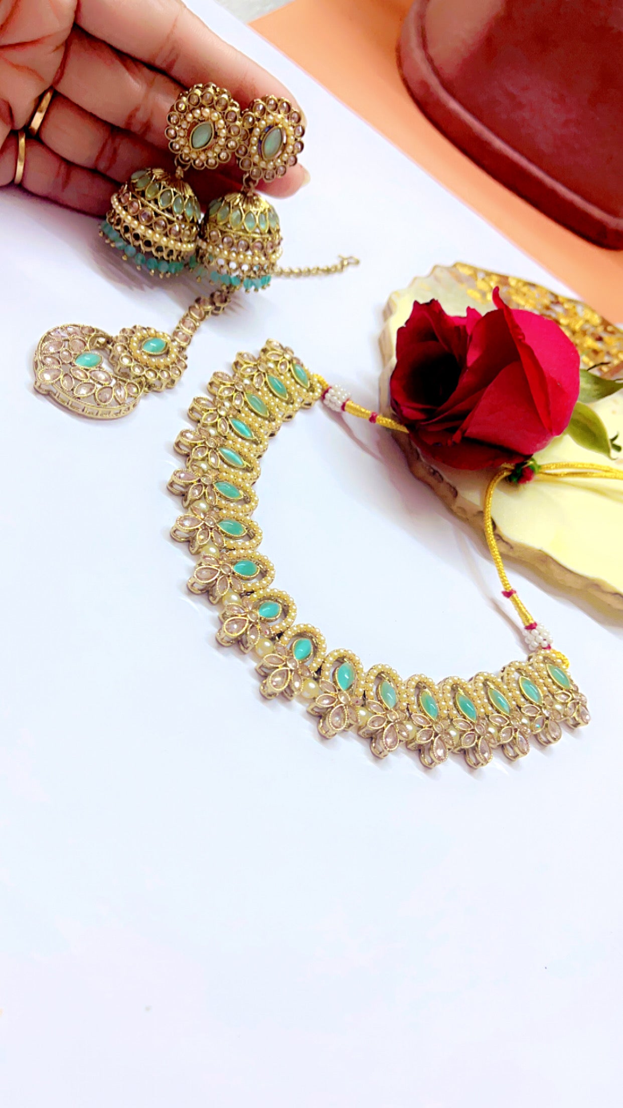 Green Tapsi Neckpiece Set