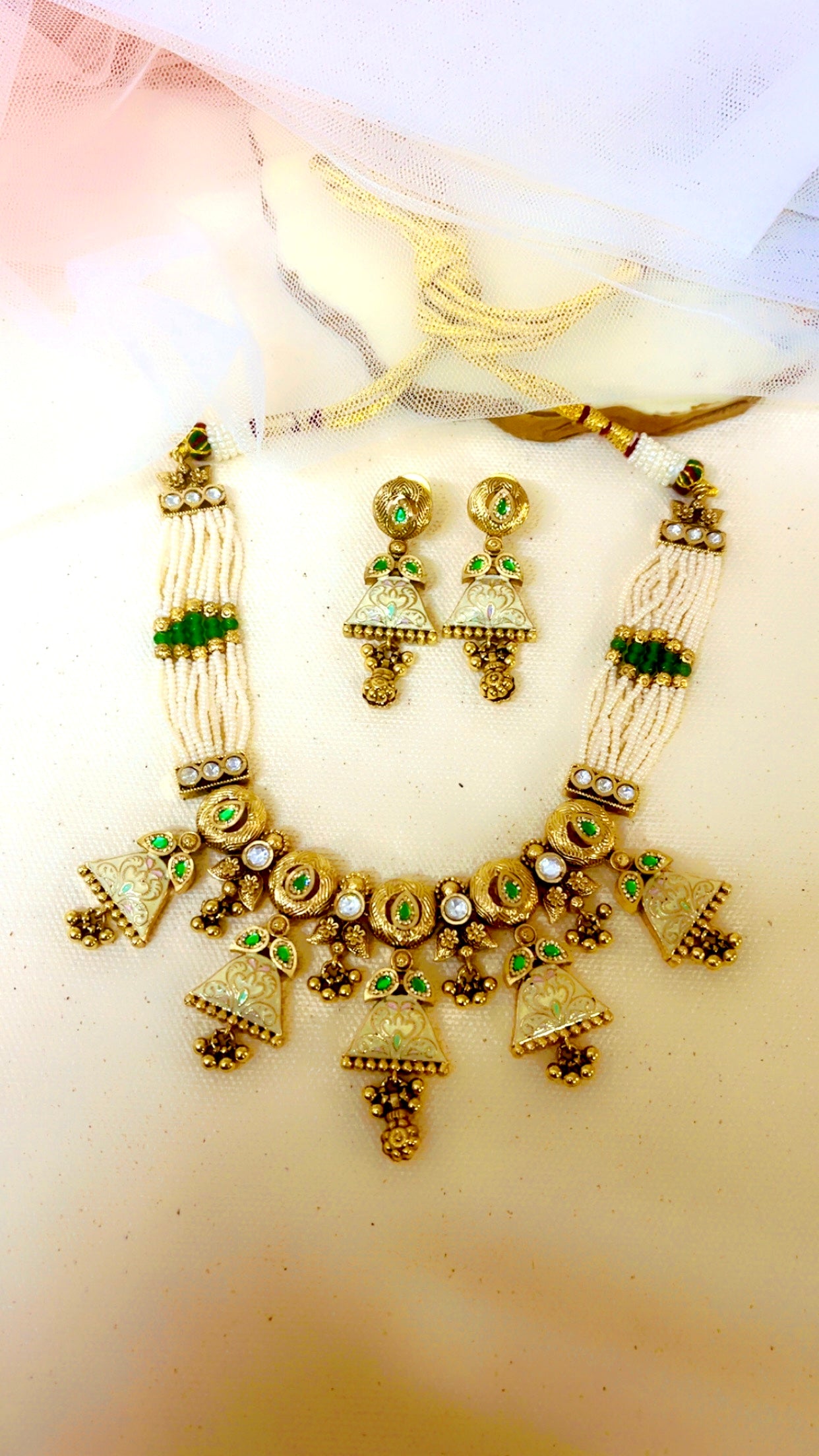 Pearl Riddhima Neckpiece Set