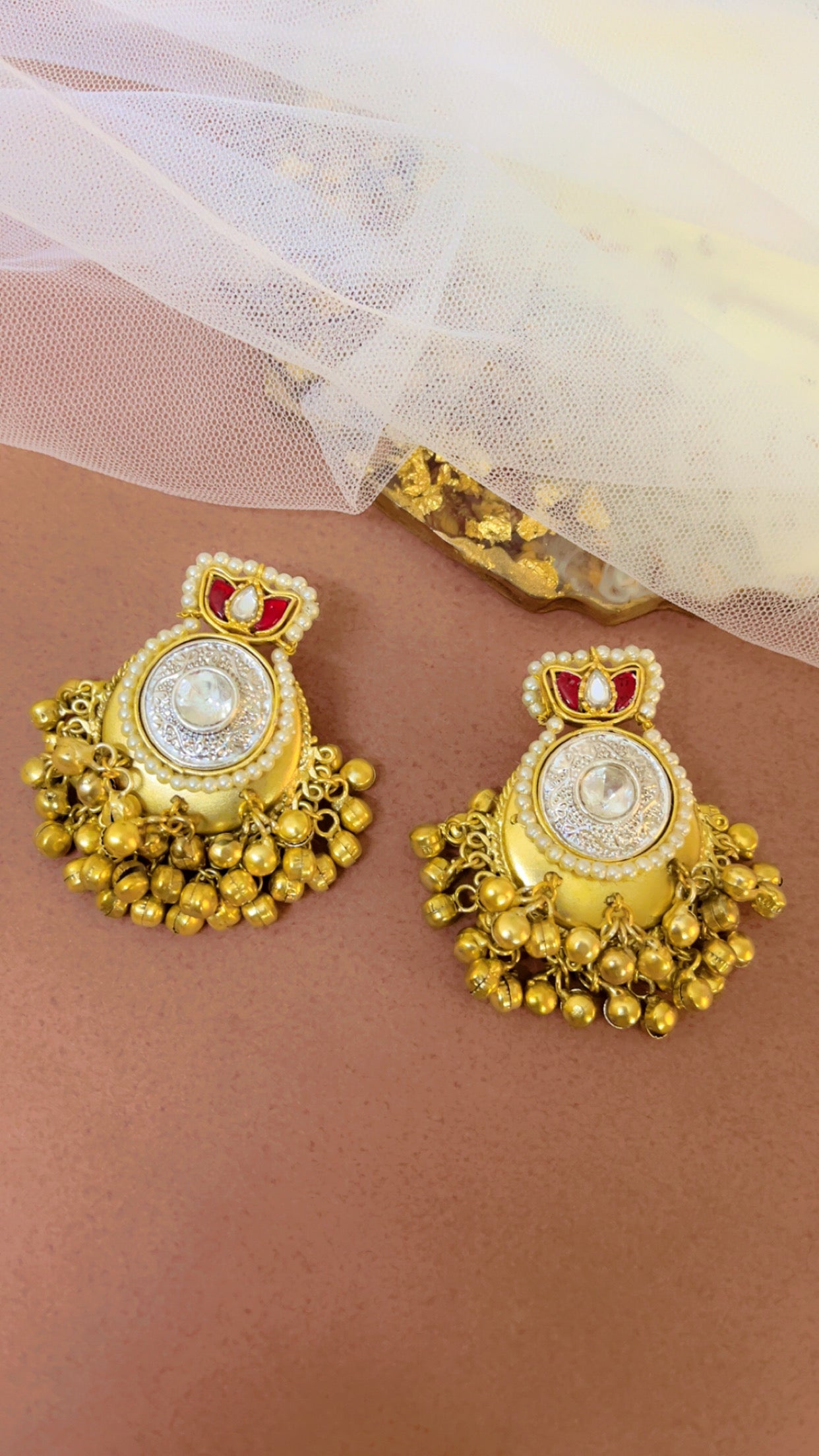 Eva Gungaroo Earring