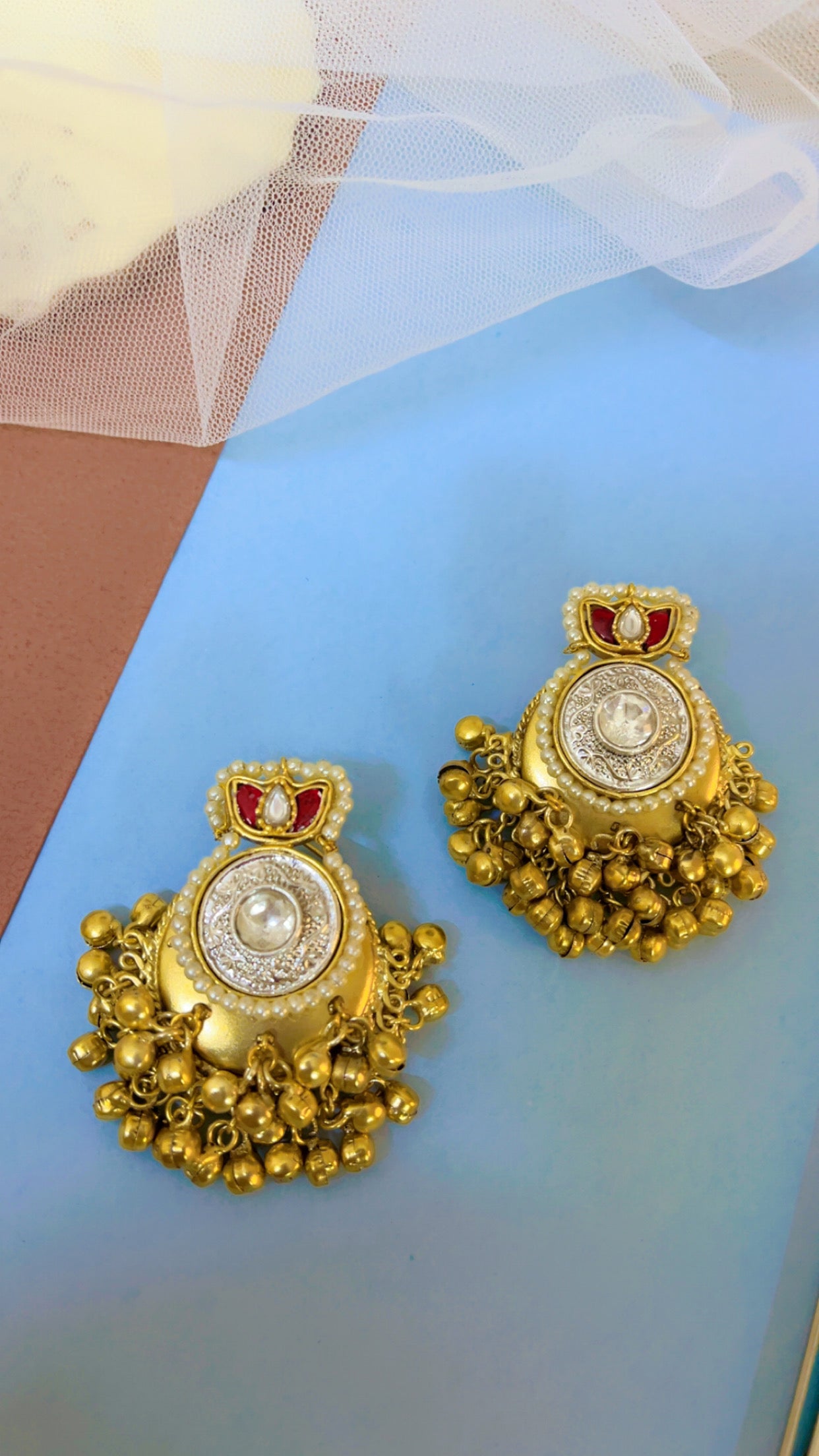 Eva Gungaroo Earring