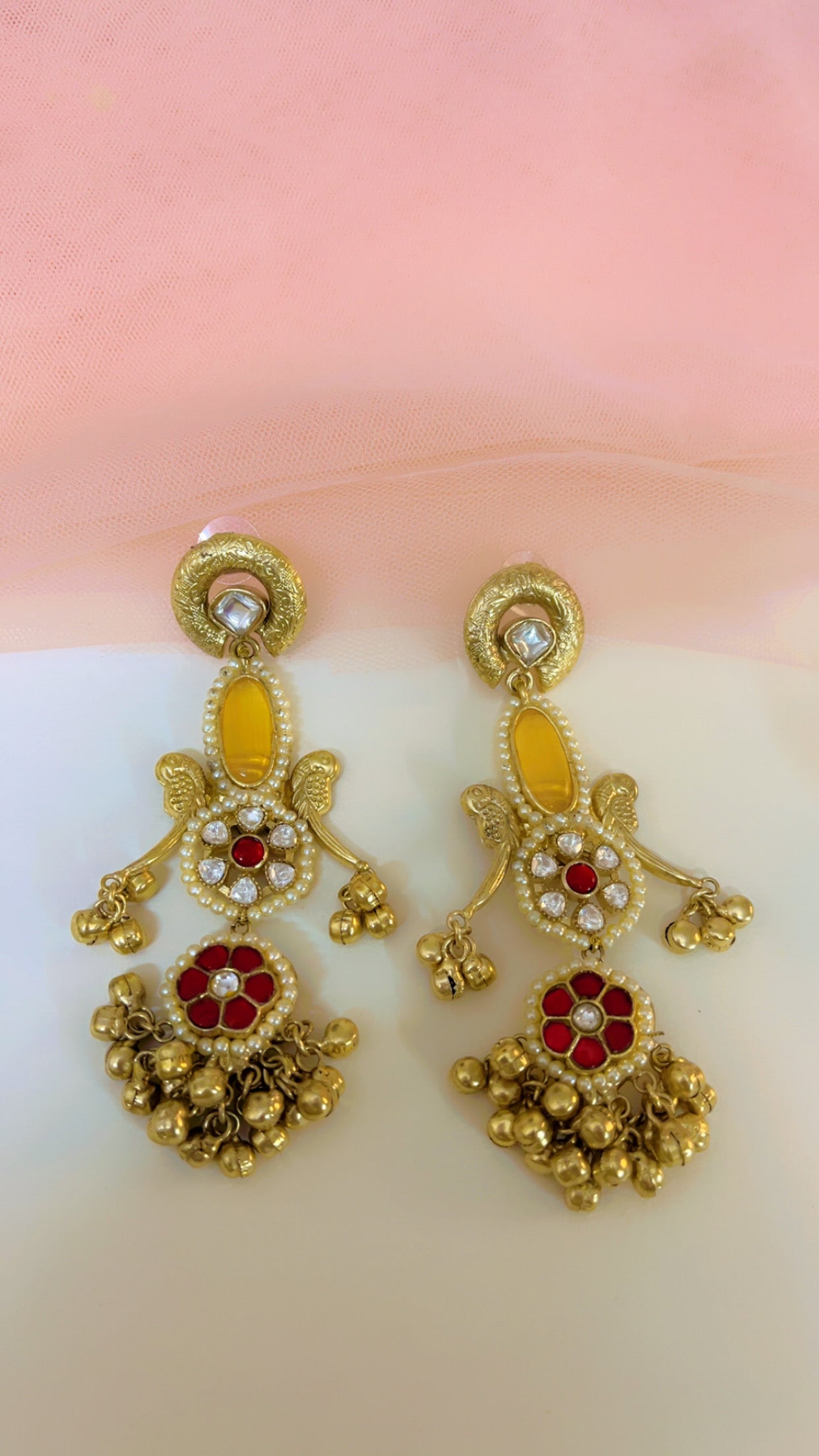 Reena Statement Earring