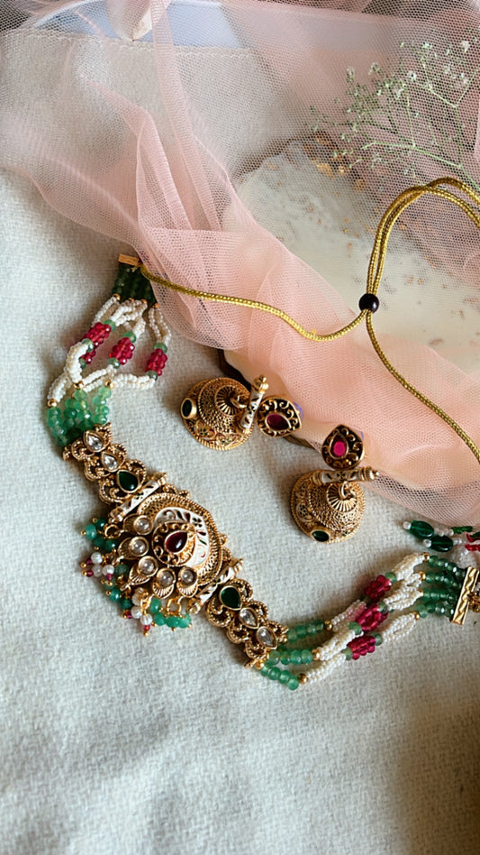 Neelam Neckpiece Set
