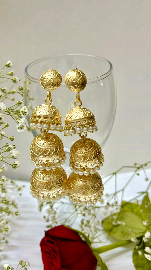 Golden Tamiksha Jhumka Earring