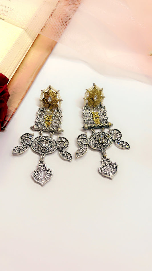 Adhuna Silver Earring