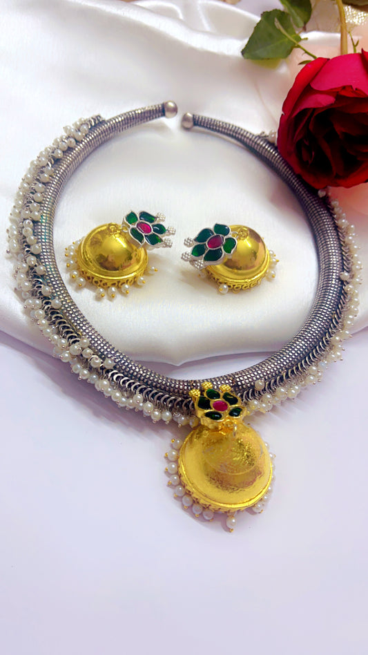 Jahnvi Statement Neckpiece set