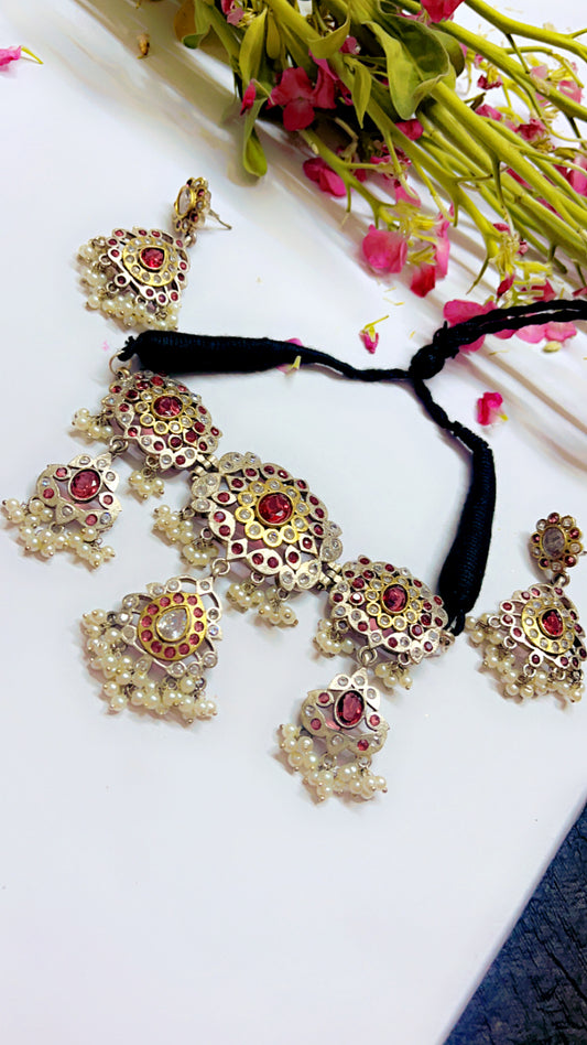 Megha Silver Neckpiece Set