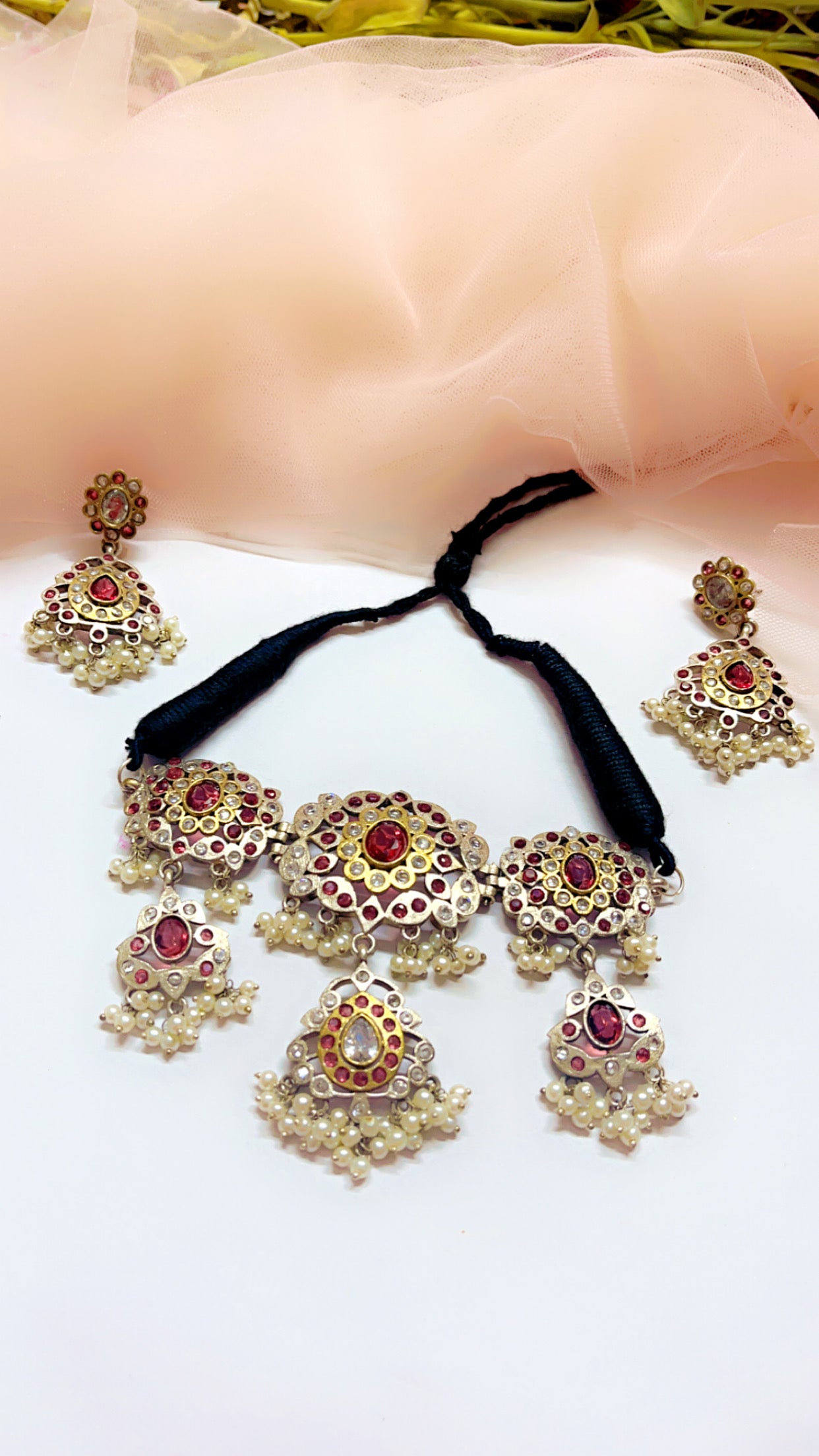 Megha Silver Neckpiece Set