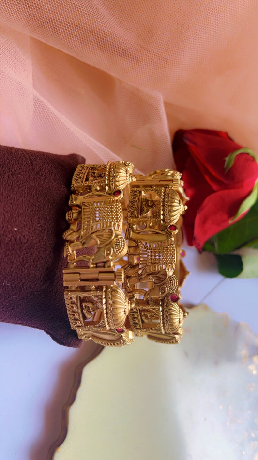 Golden Gajj Bangle