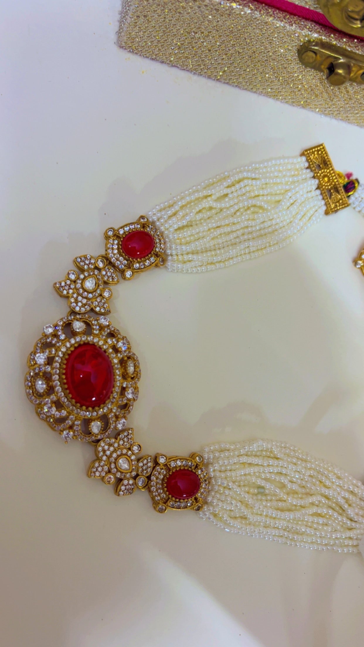 Red Saara Neckpiece Set