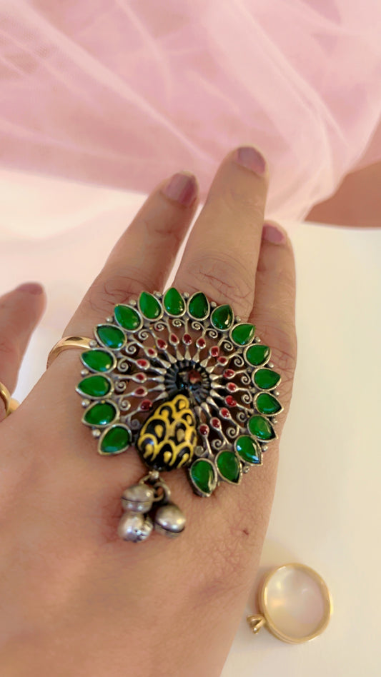 Green Yadavi Silver Ring